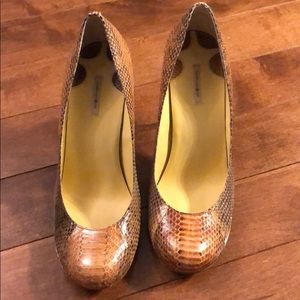 MAXstudio genuine snake skin heels